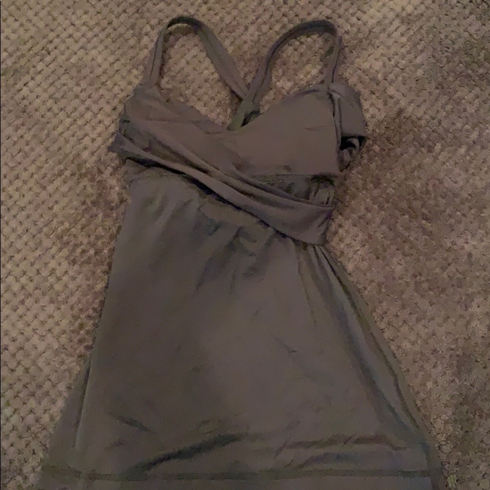 Lulu lemon work out top